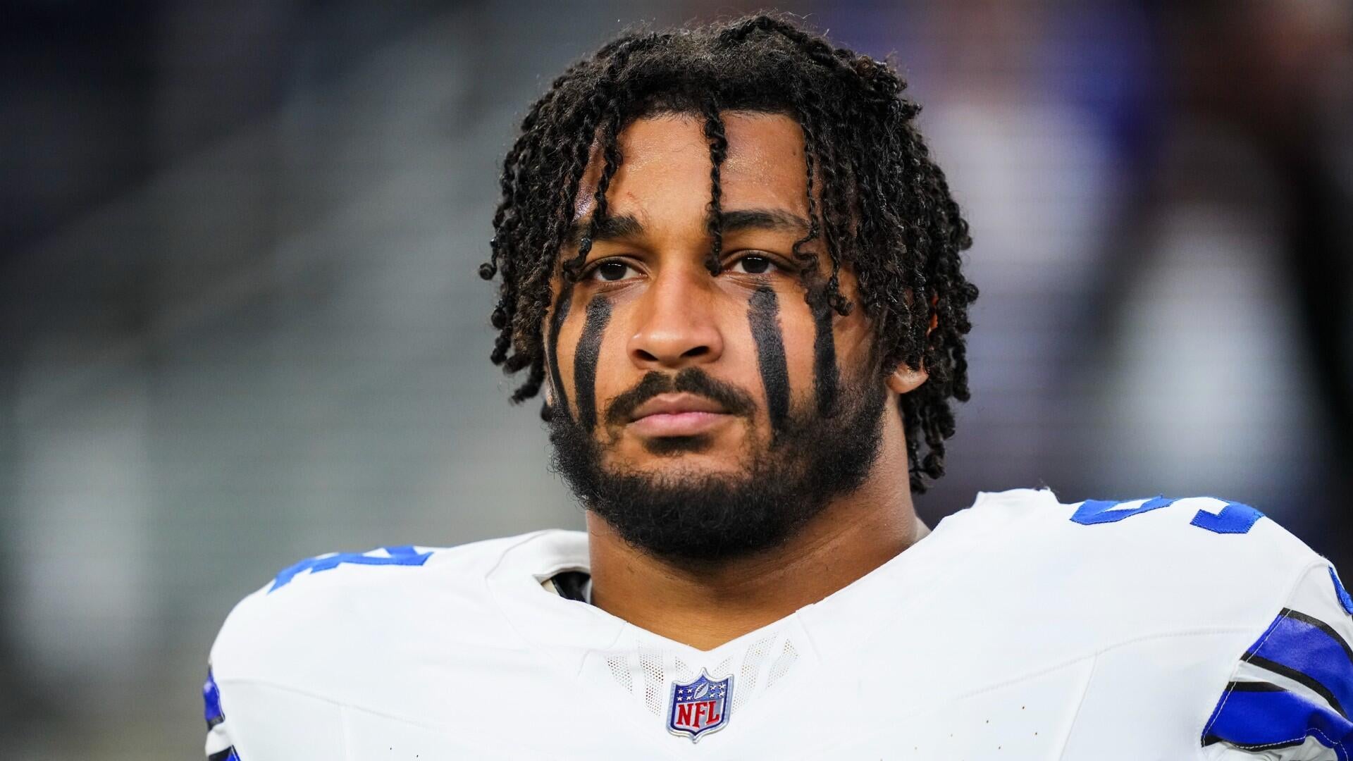 Cowboys DE Marshawn Kneeland, 24, dies from apparent self-inflicted gunshot wound after police chase